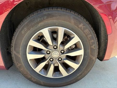 Used 2020 Chrysler Pacifica Touring-L Plus w/ Advanced Safetytec Group FWD image 53