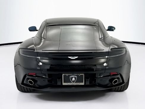 Used 2025 Aston Martin DB12 Coupe RWD image 6