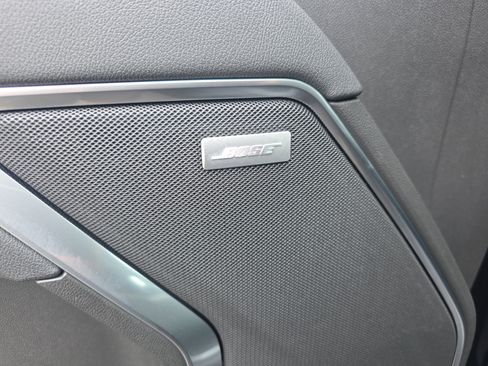 New 2025 GMC Sierra 2500 SLT w/ SLT Convenience Package image 18