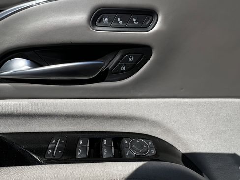 Used 2023 Cadillac Escalade ESV Premium Luxury Platinum w/ LPO, Radiant Package image 14