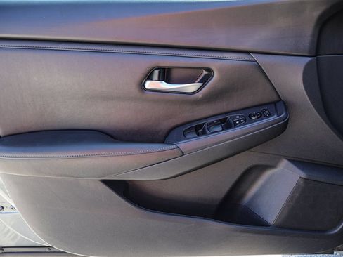 Used 2024 Nissan Sentra SV w/ All-Weather Package FWD image 11