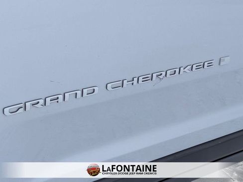 Used 2024 Jeep Grand Cherokee L Limited w/ Luxury Tech Group II image 10