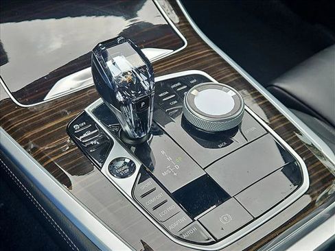 Used 2021 BMW X5 sDrive40i w/ Convenience Package image 12