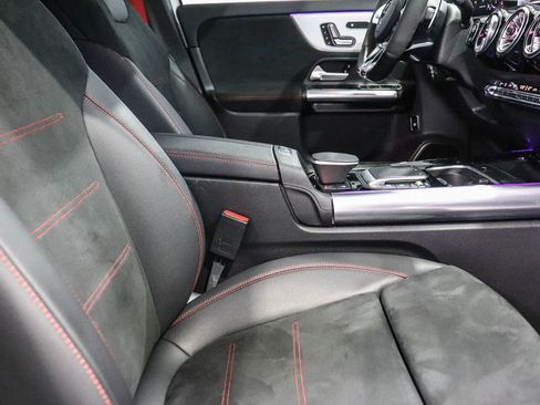 Used 2023 Mercedes-Benz GLA 45 AMG 4MATIC image 18
