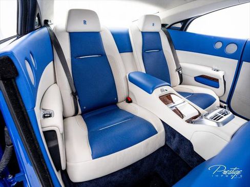 Used 2017 Rolls-Royce Wraith RWD image 36