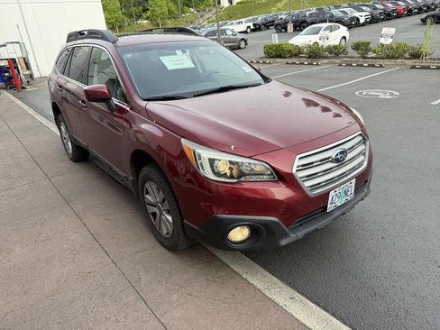 Used 2015 Subaru Outback 2.5i Premium AWD/4WD image 7