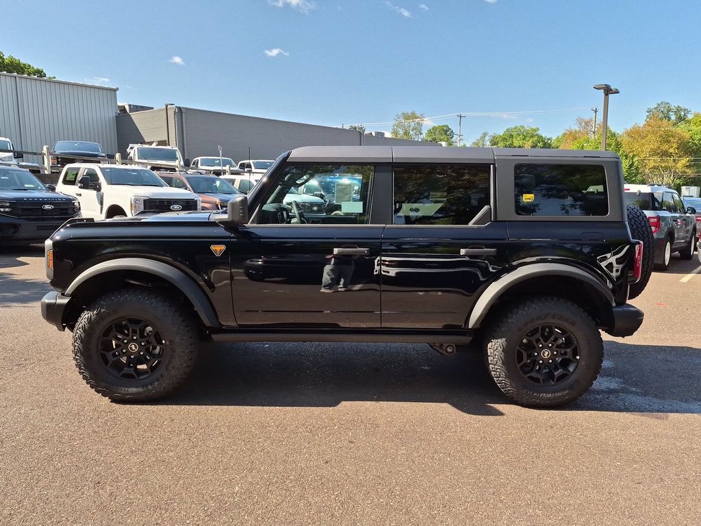 New 2026 Ford Bronco Badlands AWD/4WD image 9