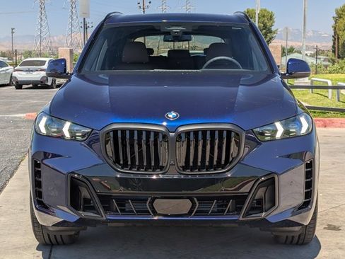 New 2026 BMW X5 xDrive40i w/ M Sport Package AWD/4WD image 6
