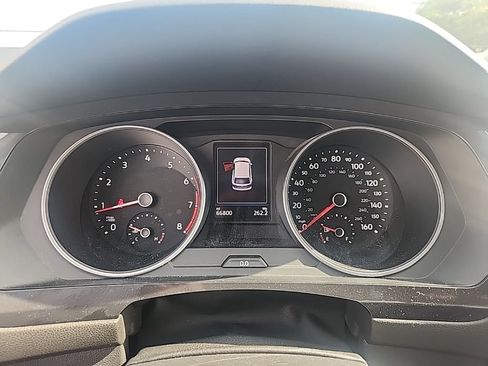Used 2019 Volkswagen Tiguan SE AWD/4WD image 21