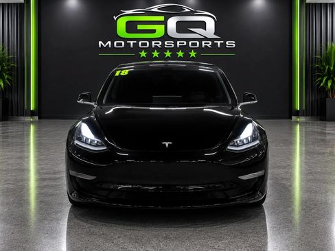 Used 2018 Tesla Model 3 Long Range AWD/4WD image 2