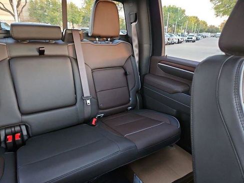 New 2026 GMC Sierra 2500 Denali w/ Denali Reserve Package image 6