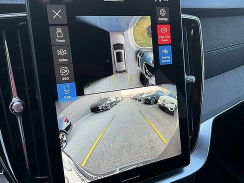 New 2026 Volvo XC90 T8 Ultra w/ Protection Package Premier image 22