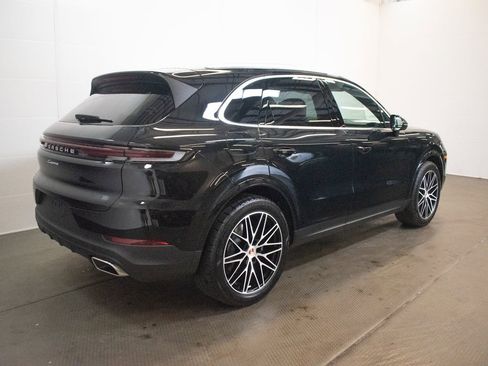 New 2026 Porsche Cayenne image 30