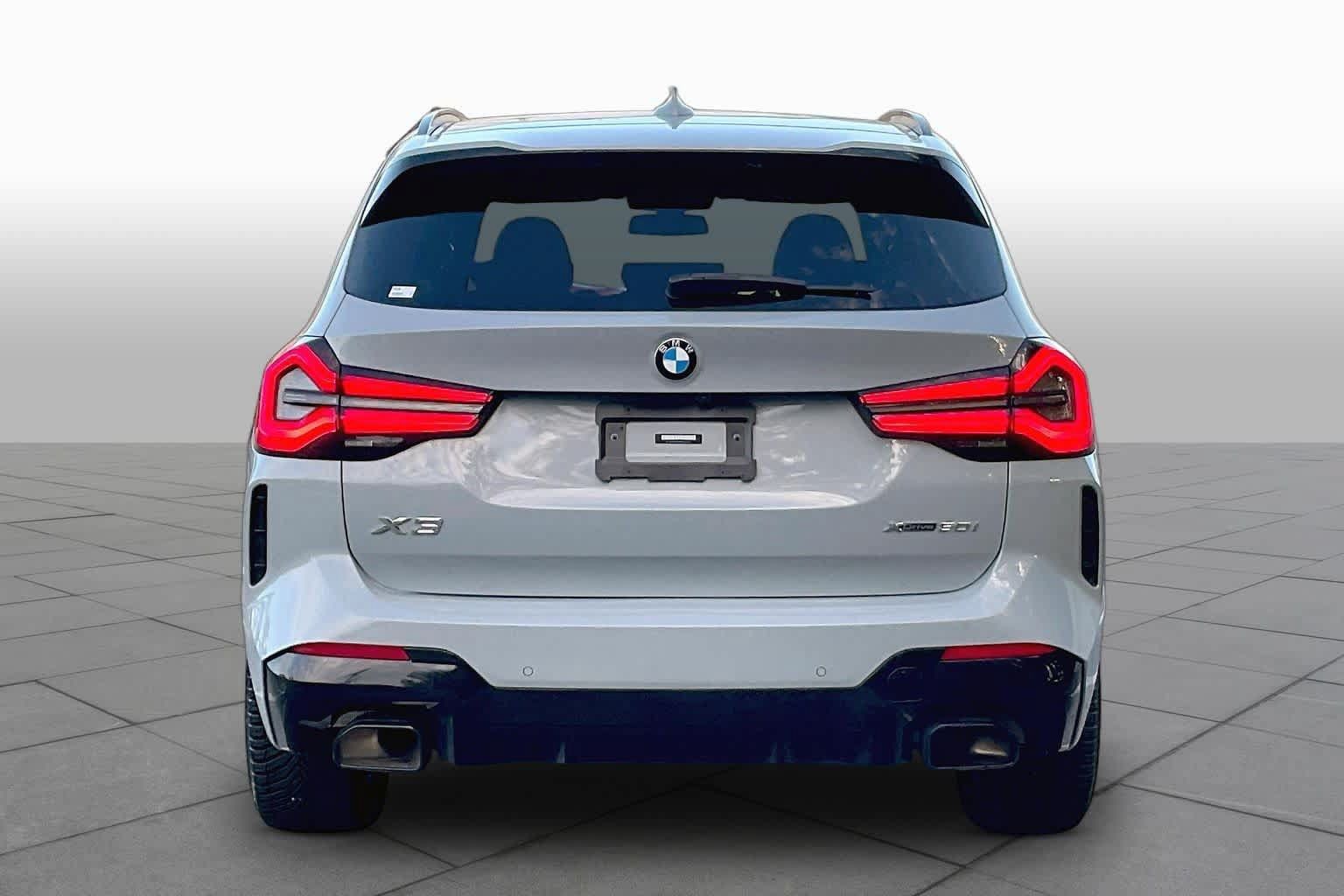 Used 2023 BMW X3 xDrive30i w/ M Sport Package AWD/4WD image 4