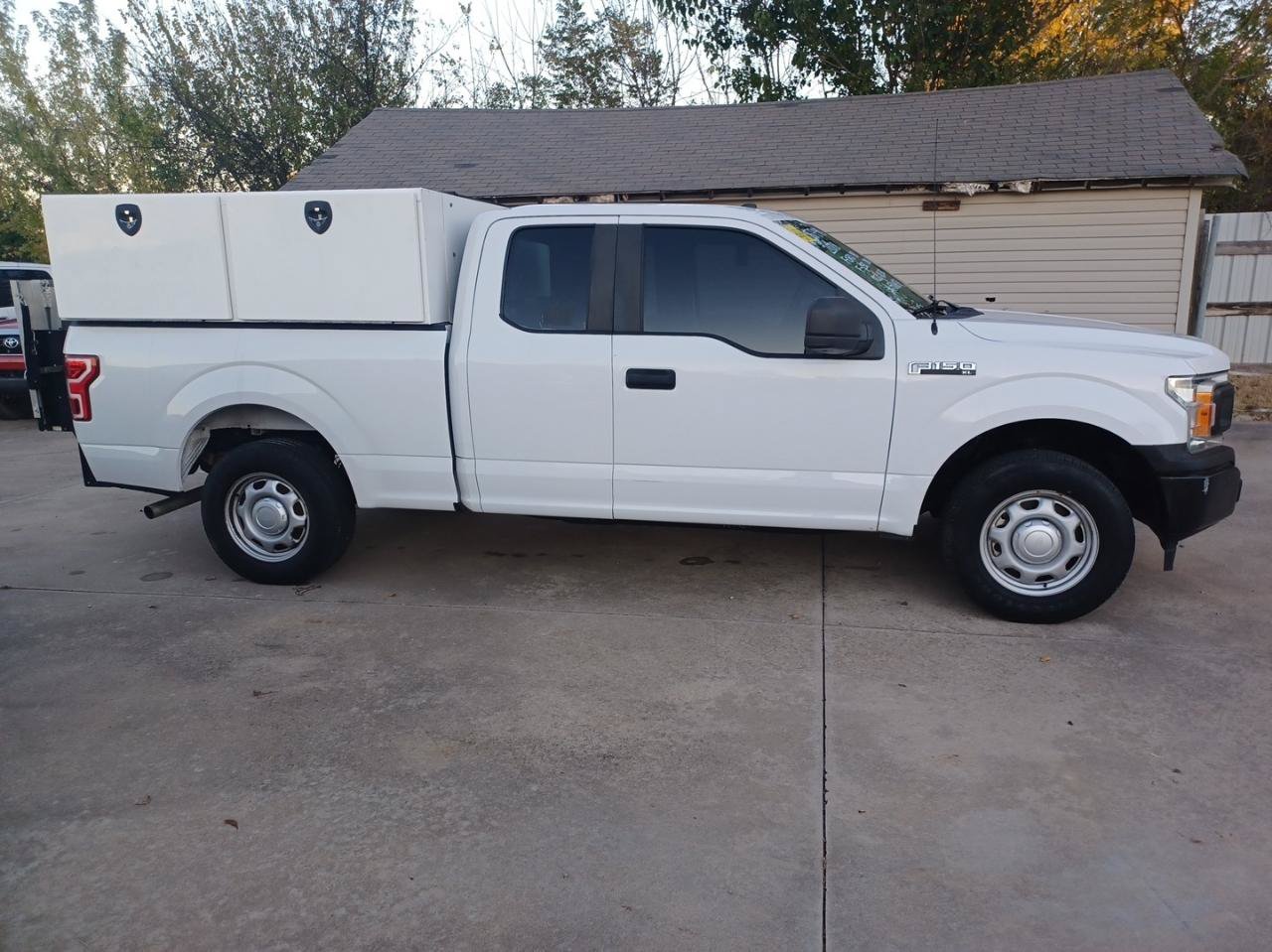 Used 2018 Ford F150 XL w/ Equipment Group 101A Mid RWD image 4