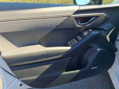 Certified 2025 Subaru Crosstrek 2.5i Limited AWD/4WD image 12