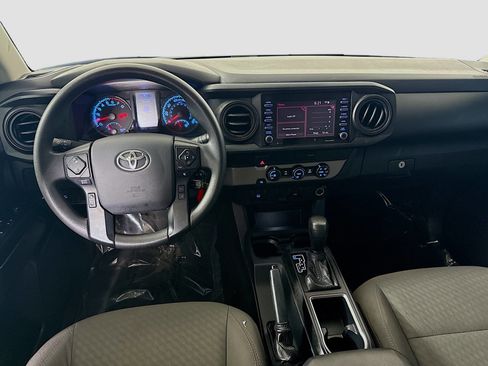 Used 2020 Toyota Tacoma SR image 15