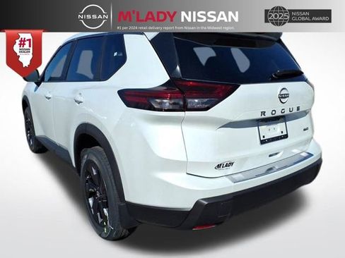 New 2026 Nissan Rogue SV image 5