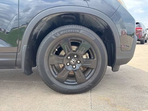 Used 2017 Honda Ridgeline Black Edition image 13