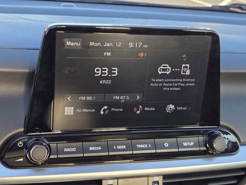 Certified 2023 Kia Forte LXS image 18