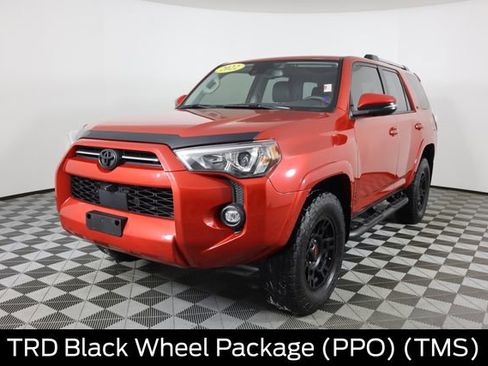 Used 2022 Toyota 4Runner SR5 Premium image 9