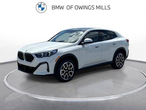 New 2026 BMW X2 xDrive28i w/ Technology Package AWD/4WD image 1