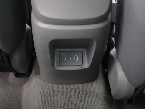 Used 2024 Hyundai Elantra SEL FWD image 25