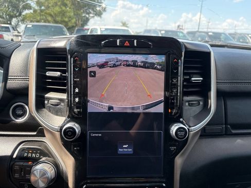 Used 2023 RAM 1500 Laramie AWD/4WD image 22