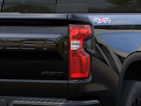 New 2026 Chevrolet Silverado 1500 RST w/ Redline Edition AWD/4WD image 35