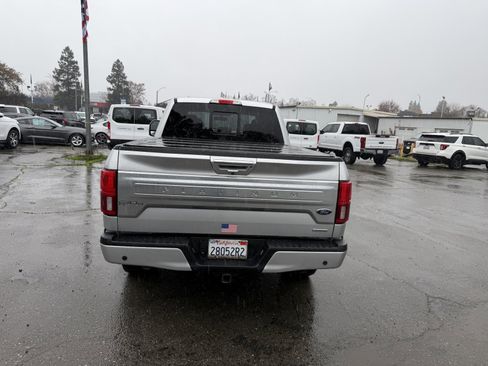 Used 2018 Ford F150 Platinum w/ Equipment Group 701A Luxury image 4