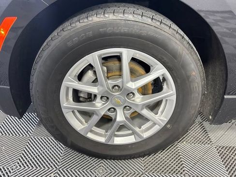 Used 2022 Chevrolet Equinox LT FWD image 10