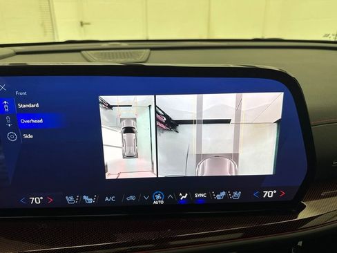 Used 2024 Chevrolet Traverse RS AWD/4WD image 40