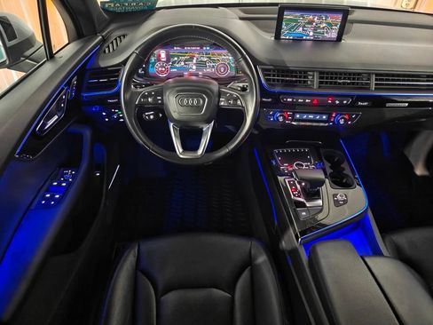 Used 2018 Audi Q7 3.0T Prestige w/ Prestige Package AWD/4WD image 5