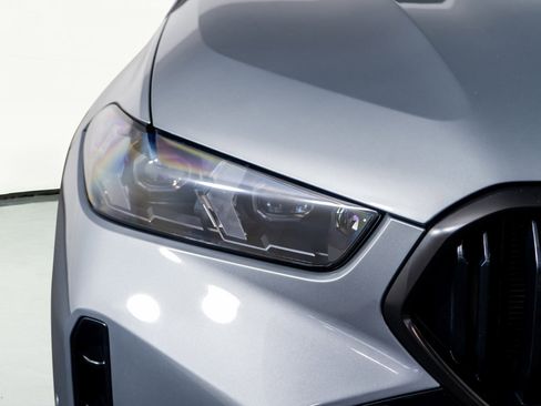 Used 2024 BMW X6 M60i image 22