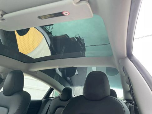 Used 2019 Tesla Model 3 Standard Range Plus RWD image 12
