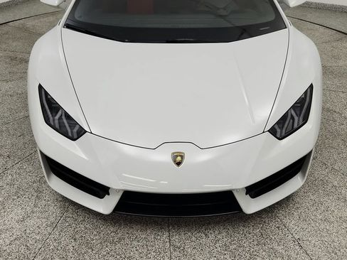 Used 2018 Lamborghini Huracan LP 580-2 RWD image 12