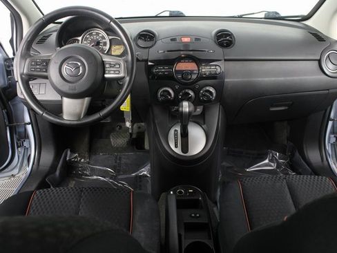 Used 2013 MAZDA MAZDA2 Touring image 7