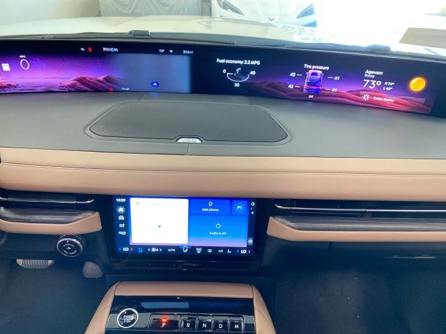 New 2027 Lincoln Navigator Black Label AWD/4WD image 26
