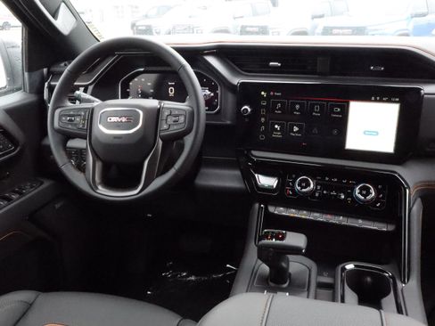 New 2026 GMC Sierra 1500 AT4 w/ AT4 Premium Package image 10