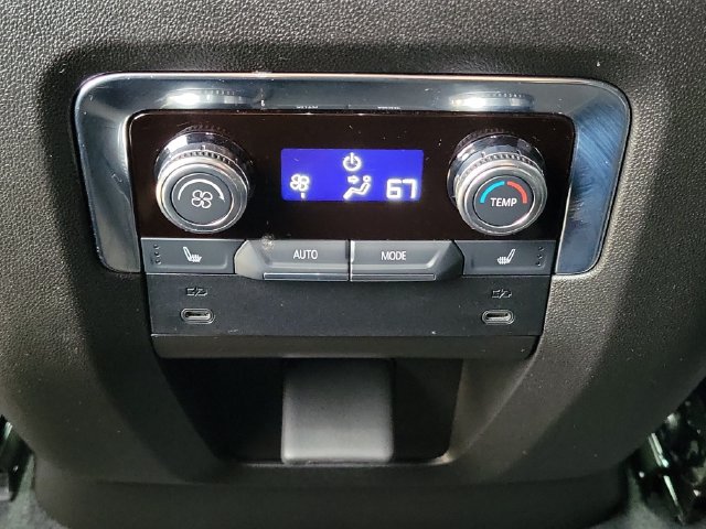 Used 2026 GMC Yukon Elevation RWD image 13