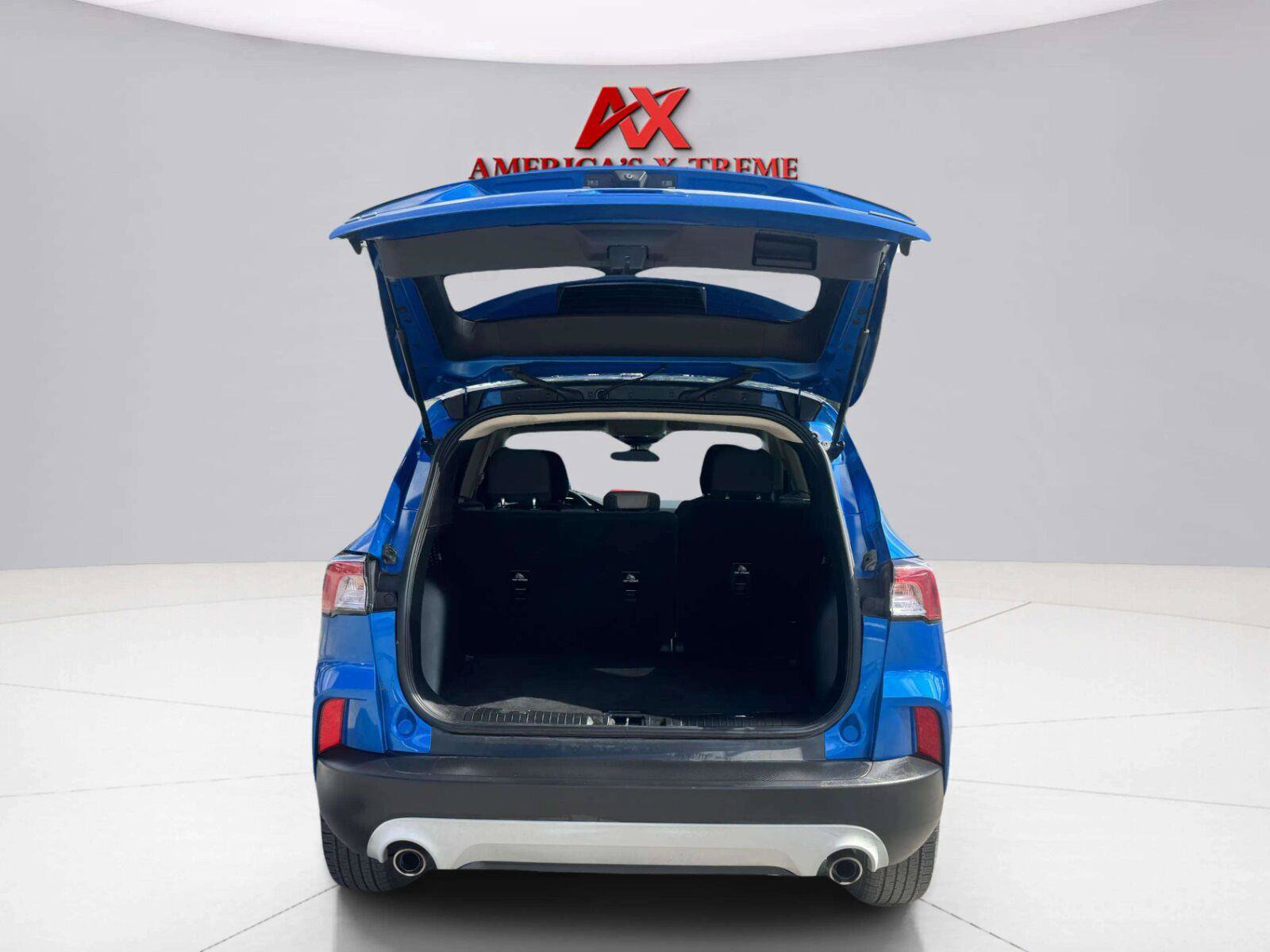 Used 2022 Ford Escape SE w/ Convenience Package FWD image 47