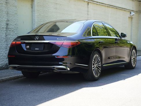 Used 2023 Mercedes-Benz S 500 4MATIC image 7