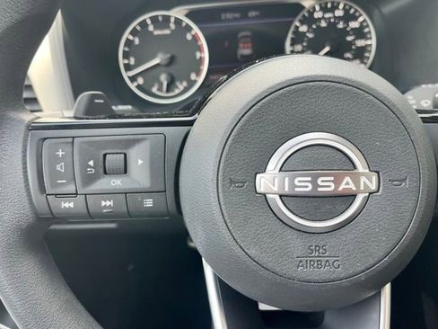 Certified 2023 Nissan Rogue SV AWD/4WD image 24