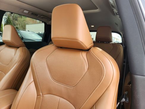 Used 2022 INFINITI QX60 Sensory w/ Cargo Package image 11