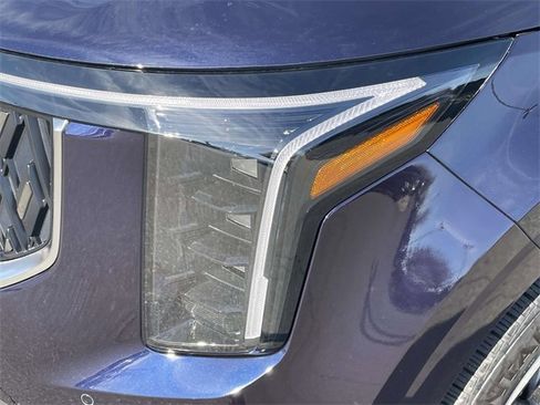 New 2026 Kia Carnival EX image 13