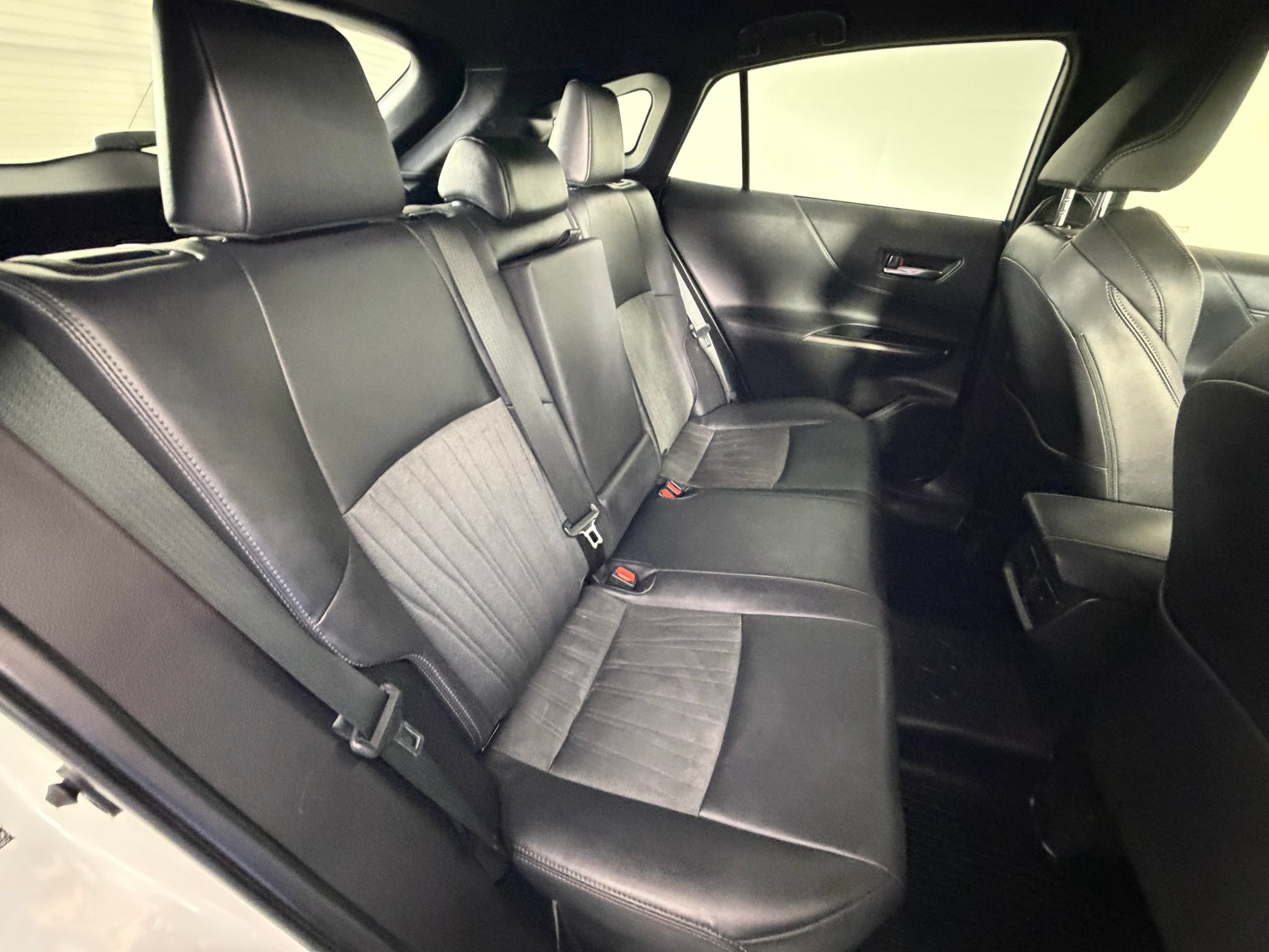 Used 2021 Toyota Venza XLE AWD/4WD image 35