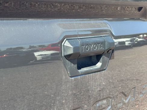Used 2024 Toyota Tacoma TRD Sport image 16