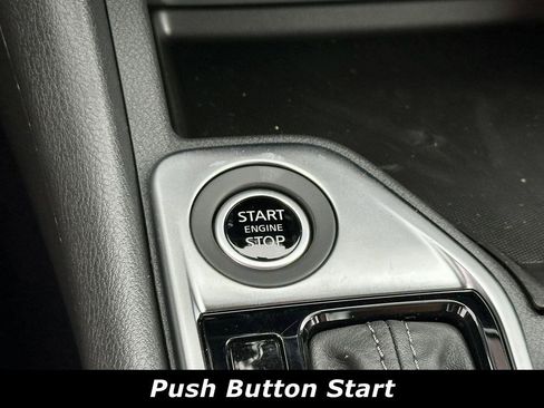 Certified 2025 Nissan Sentra SV FWD image 10