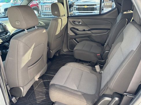 Certified 2023 Chevrolet Traverse LT image 12