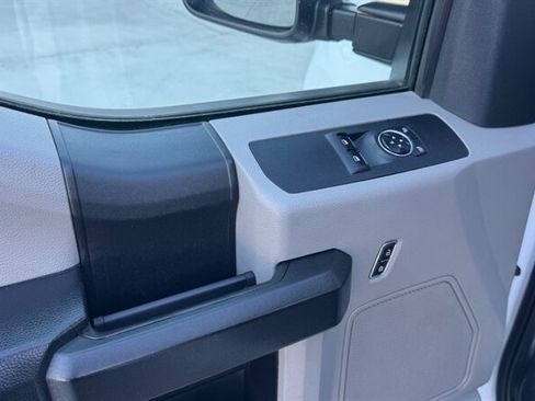Used 2020 Ford F250 XL w/ Power Equipment Group image 5